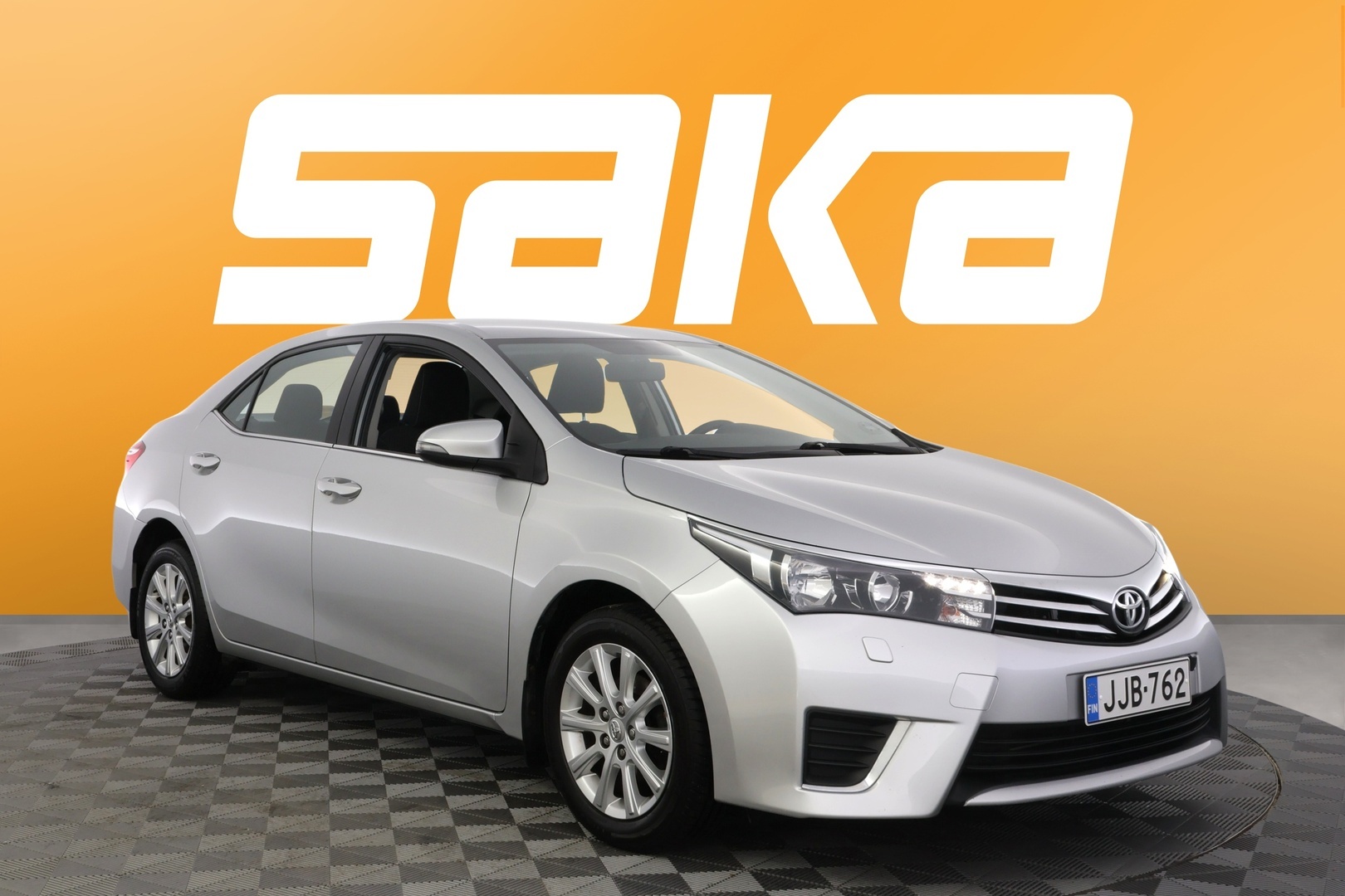 TOYOTA Corolla 2014