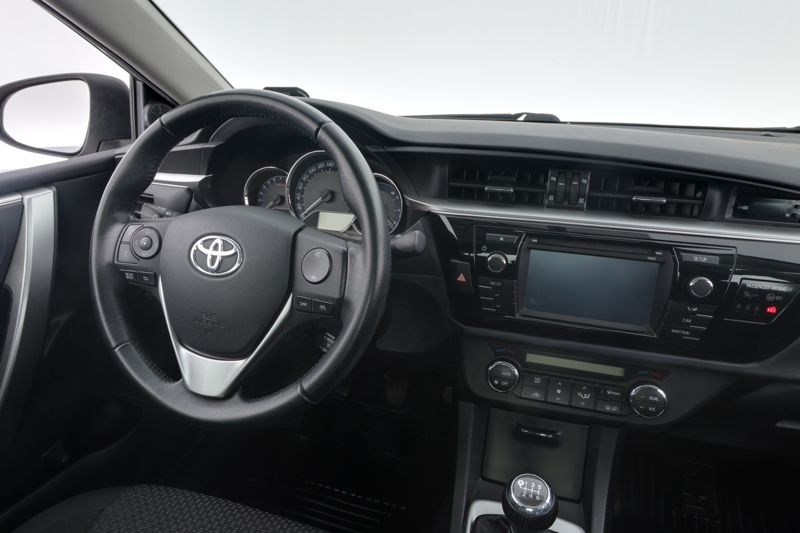 TOYOTA Corolla 2014
