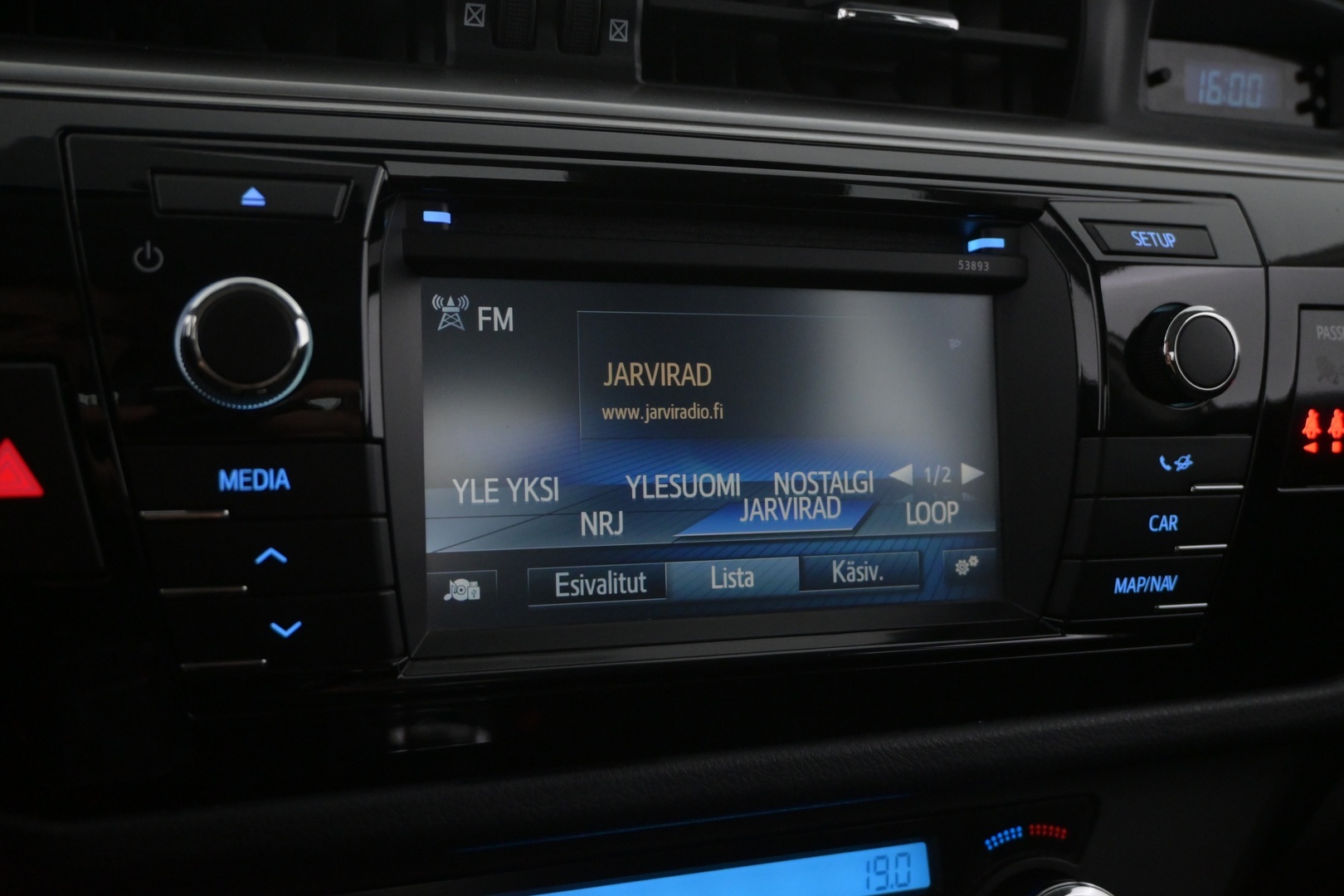 TOYOTA Corolla 2014