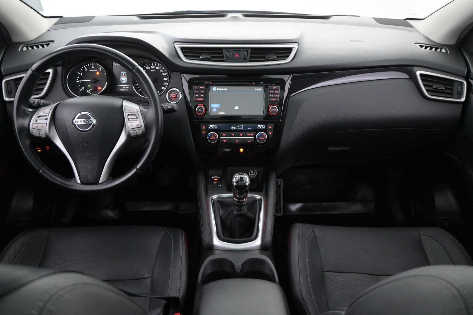 NISSAN Qashqai 2014