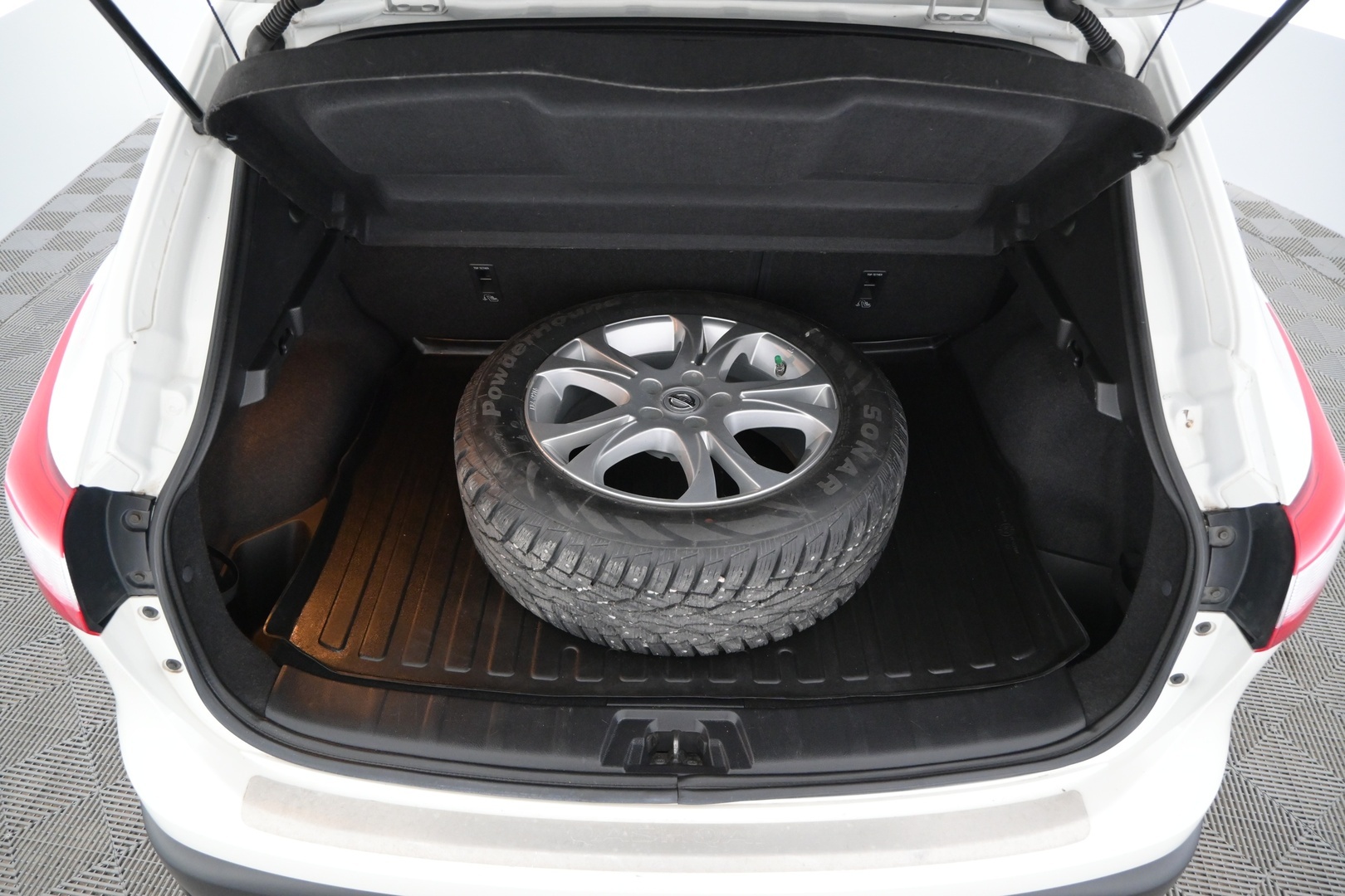 NISSAN Qashqai 2014