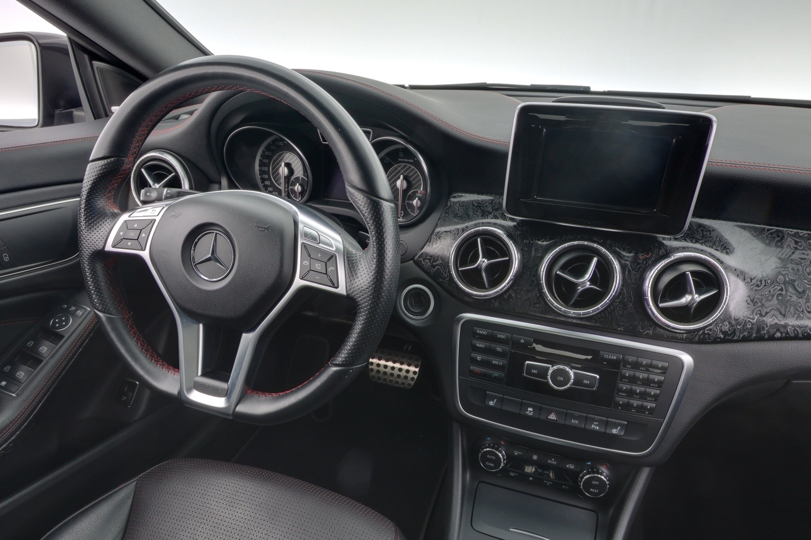 MERCEDES-BENZ CLA 45 AMG 2014
