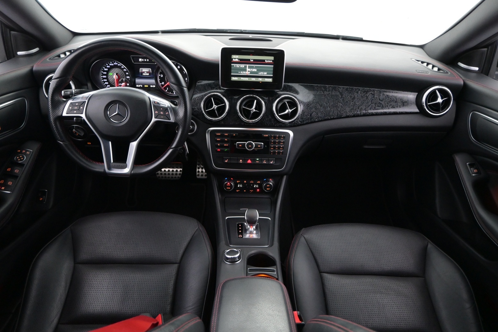 MERCEDES-BENZ CLA 45 AMG 2014