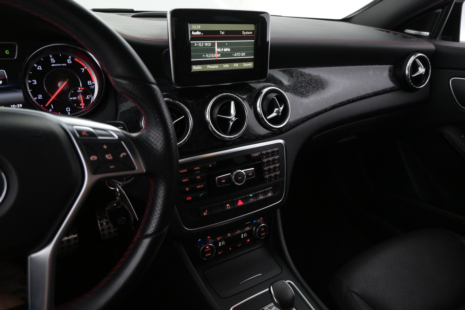 MERCEDES-BENZ CLA 45 AMG 2014