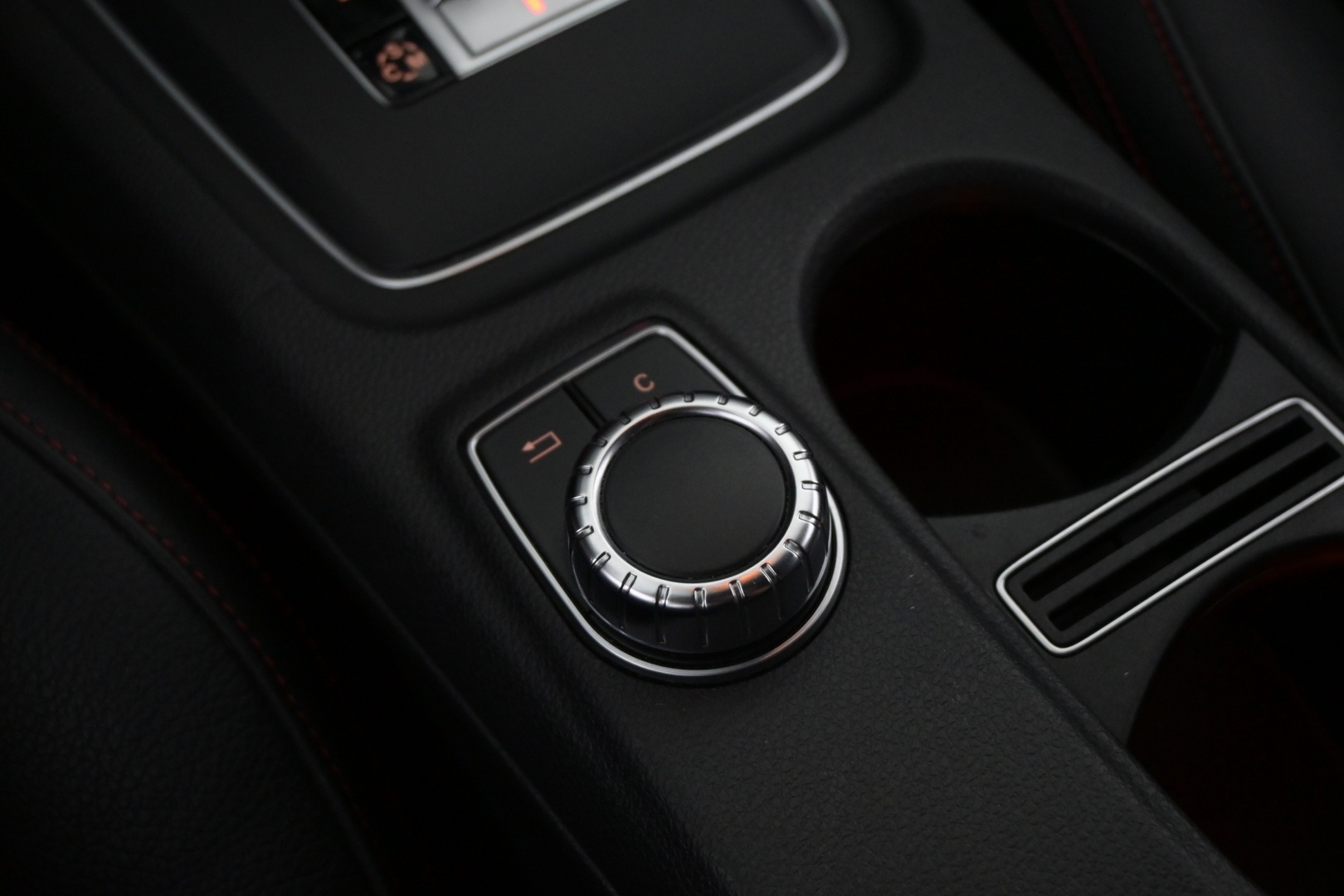 MERCEDES-BENZ CLA 45 AMG 2014