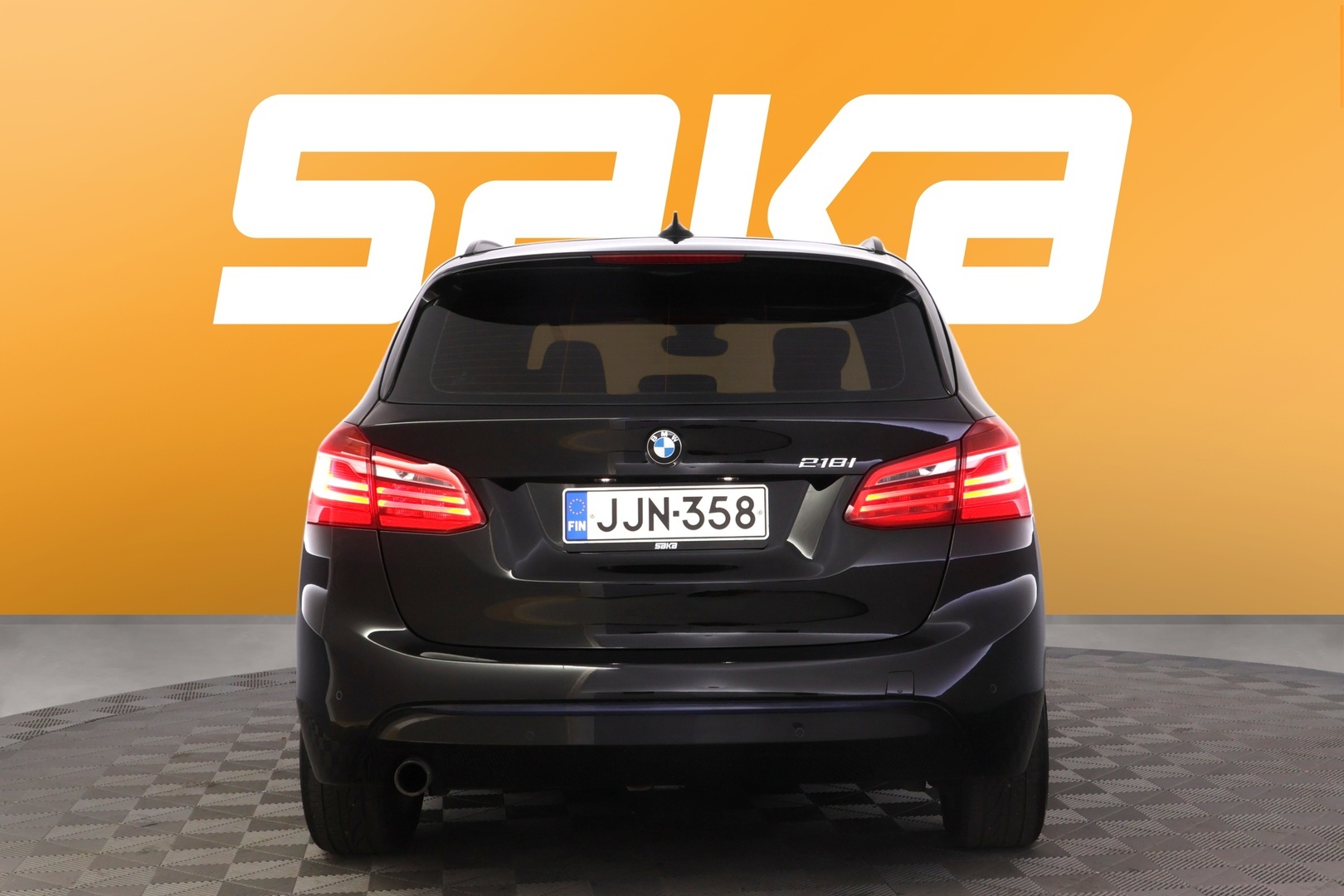 BMW 218 2015