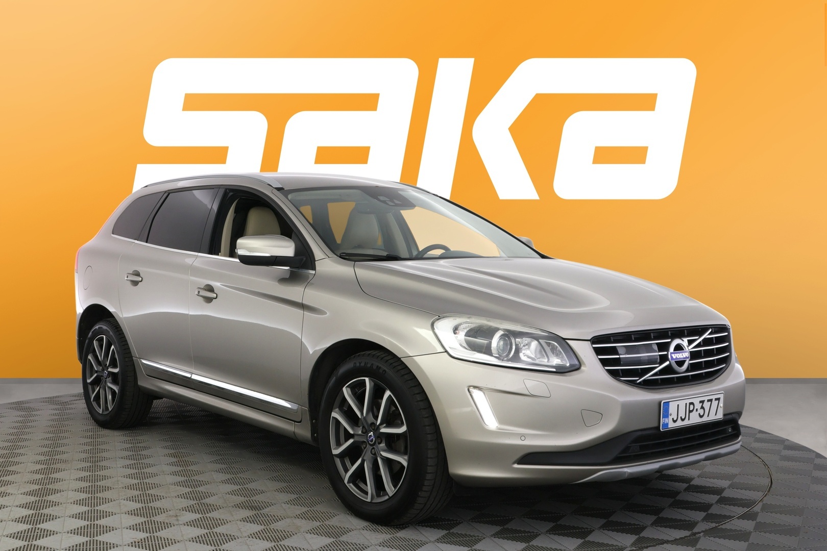VOLVO XC60 2016