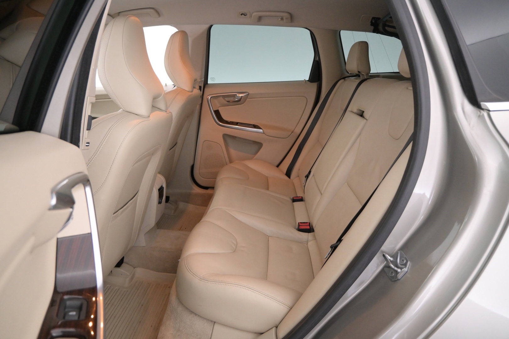 VOLVO XC60 2016