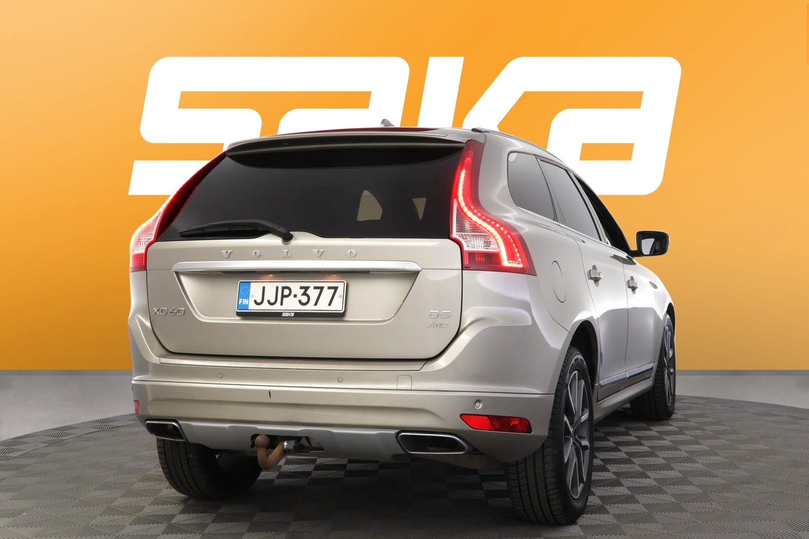 VOLVO XC60 2016