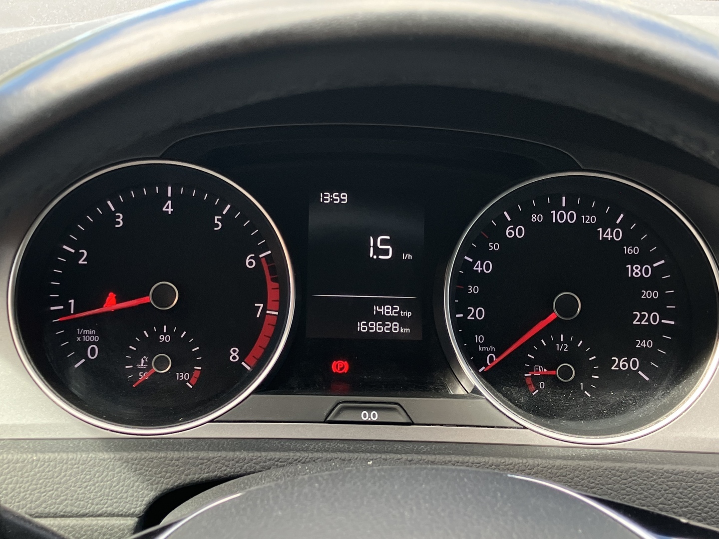 VOLKSWAGEN Golf 2016