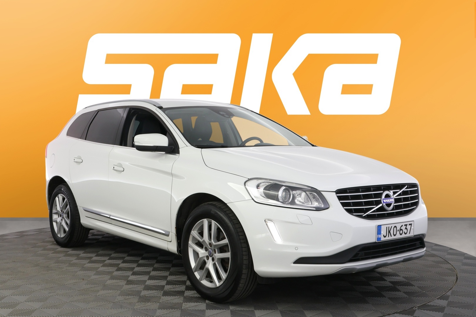 VOLVO XC60 2017