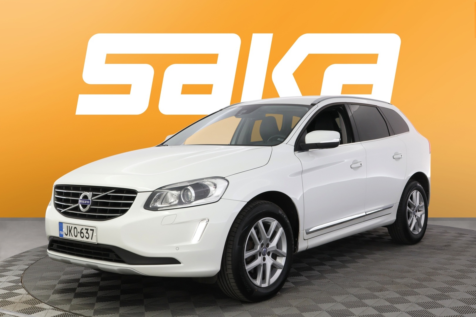 VOLVO XC60 2017