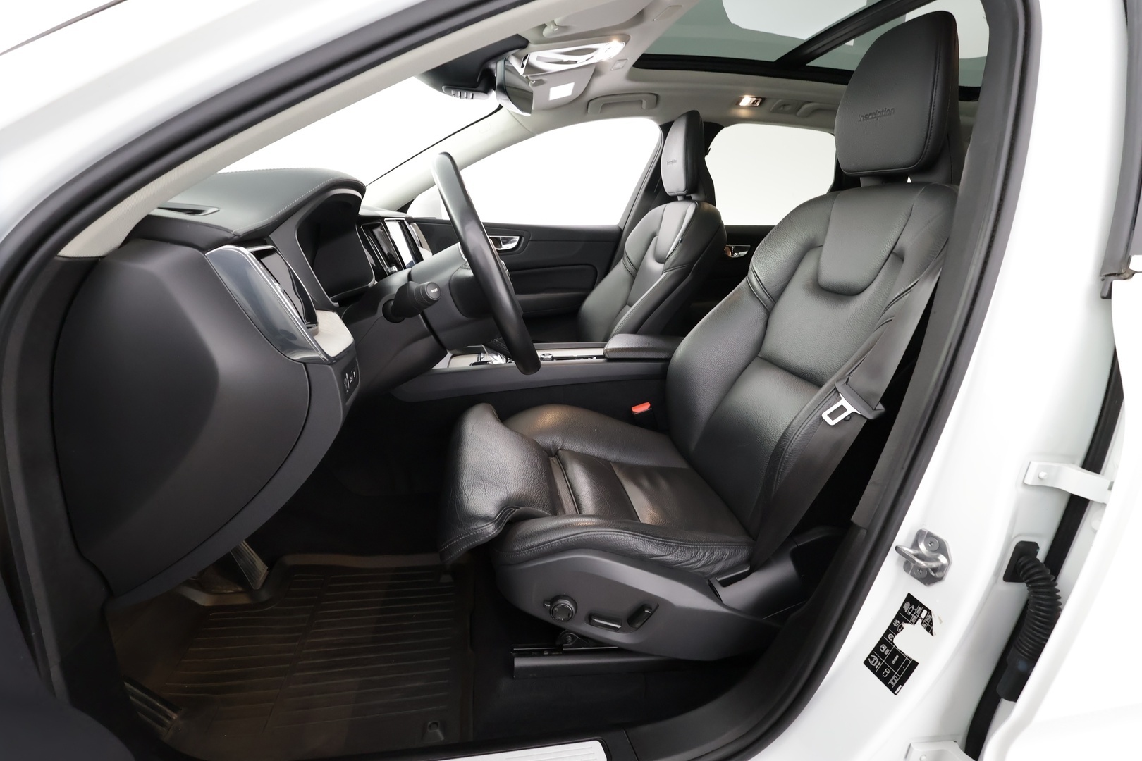 VOLVO XC60 2020