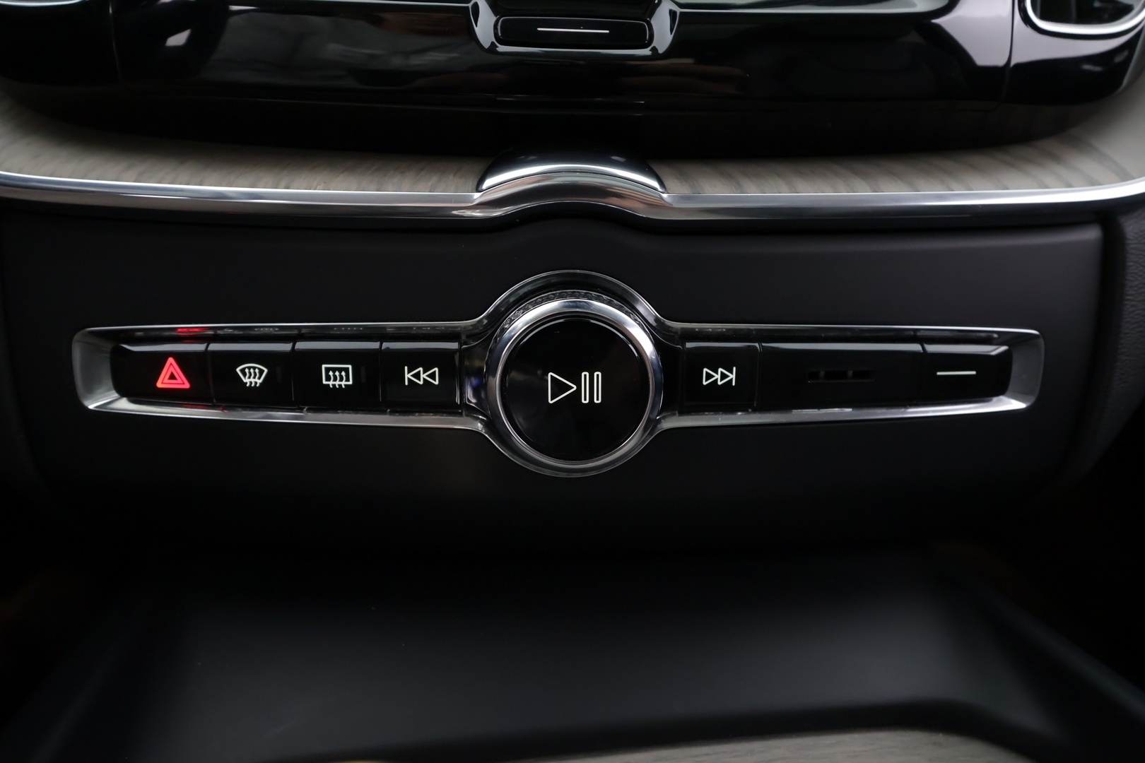 VOLVO XC60 2020