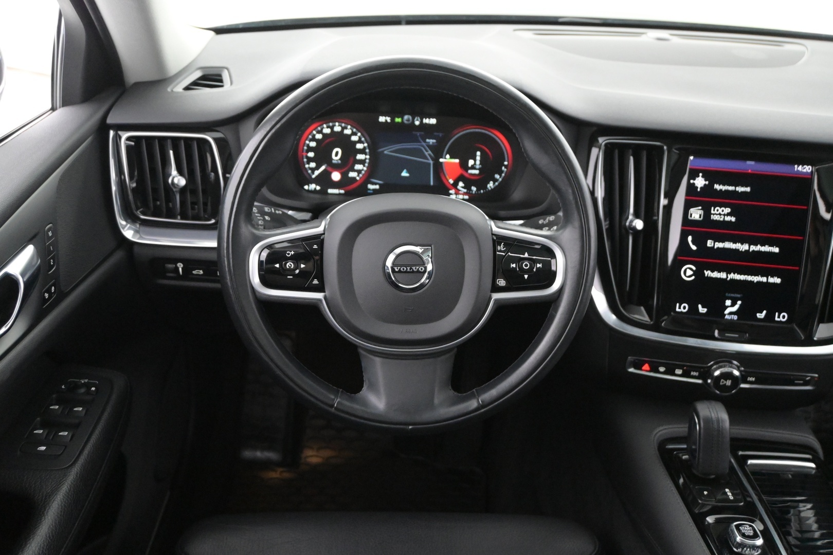 VOLVO V60 2021