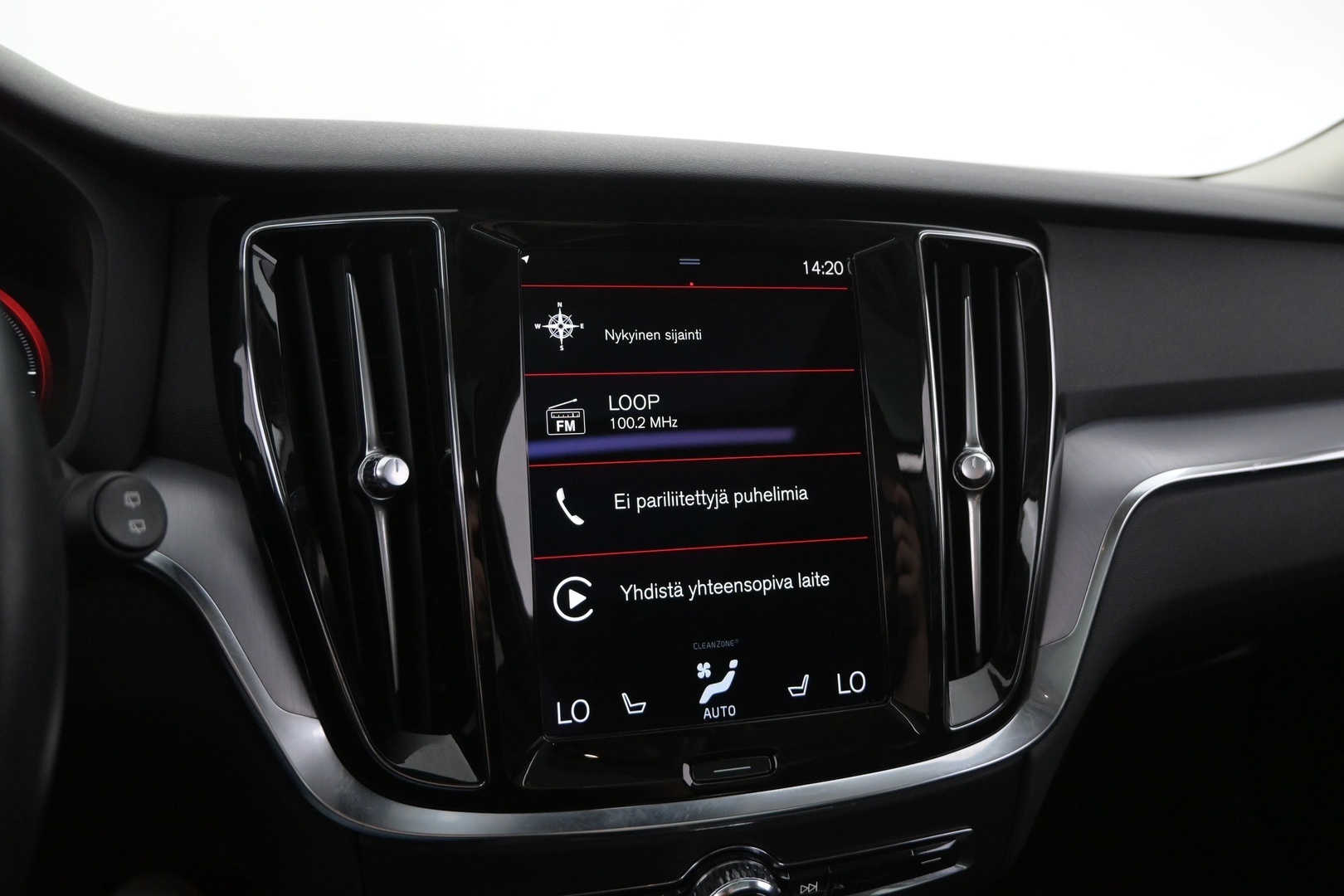 VOLVO V60 2021