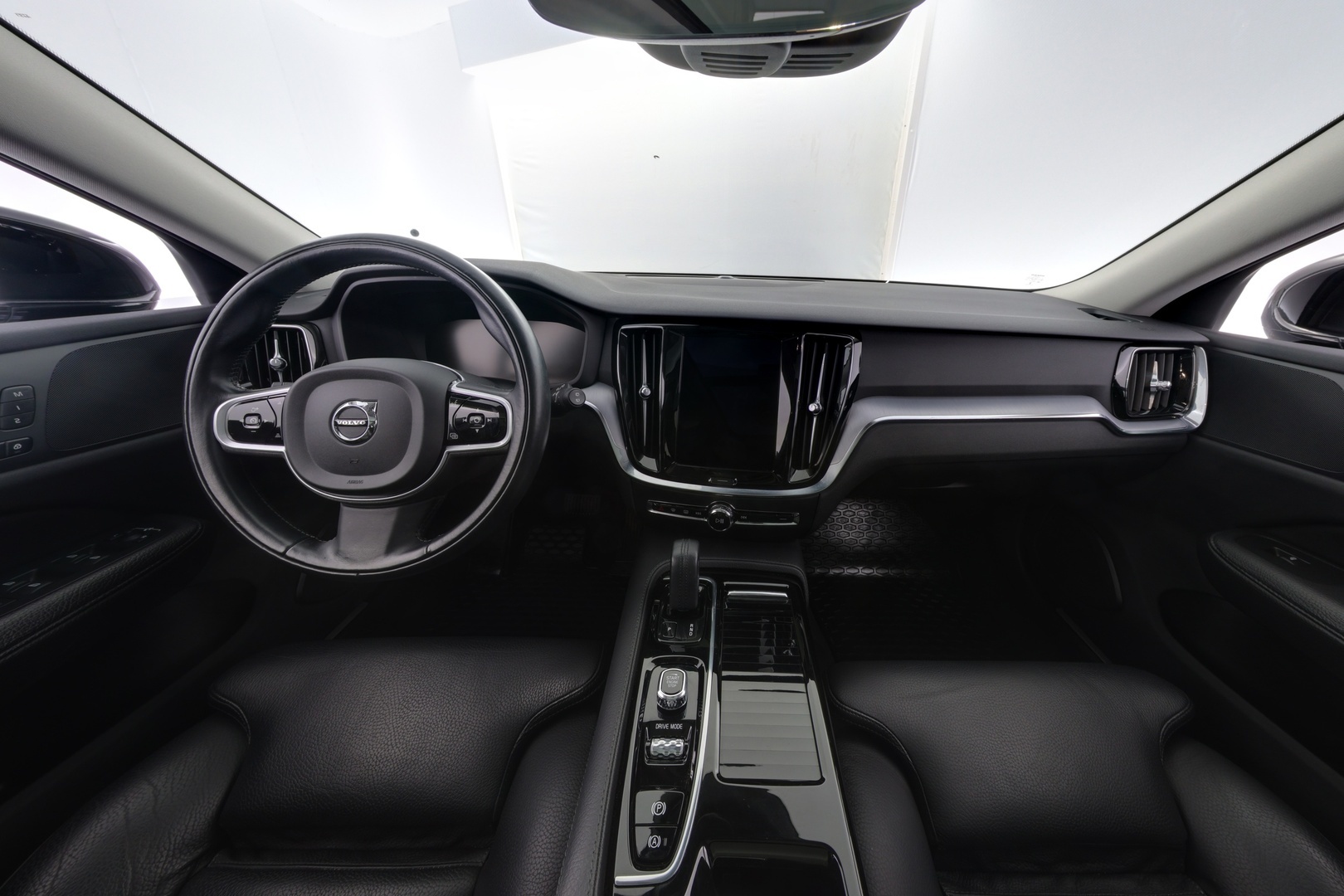 VOLVO V60 2021