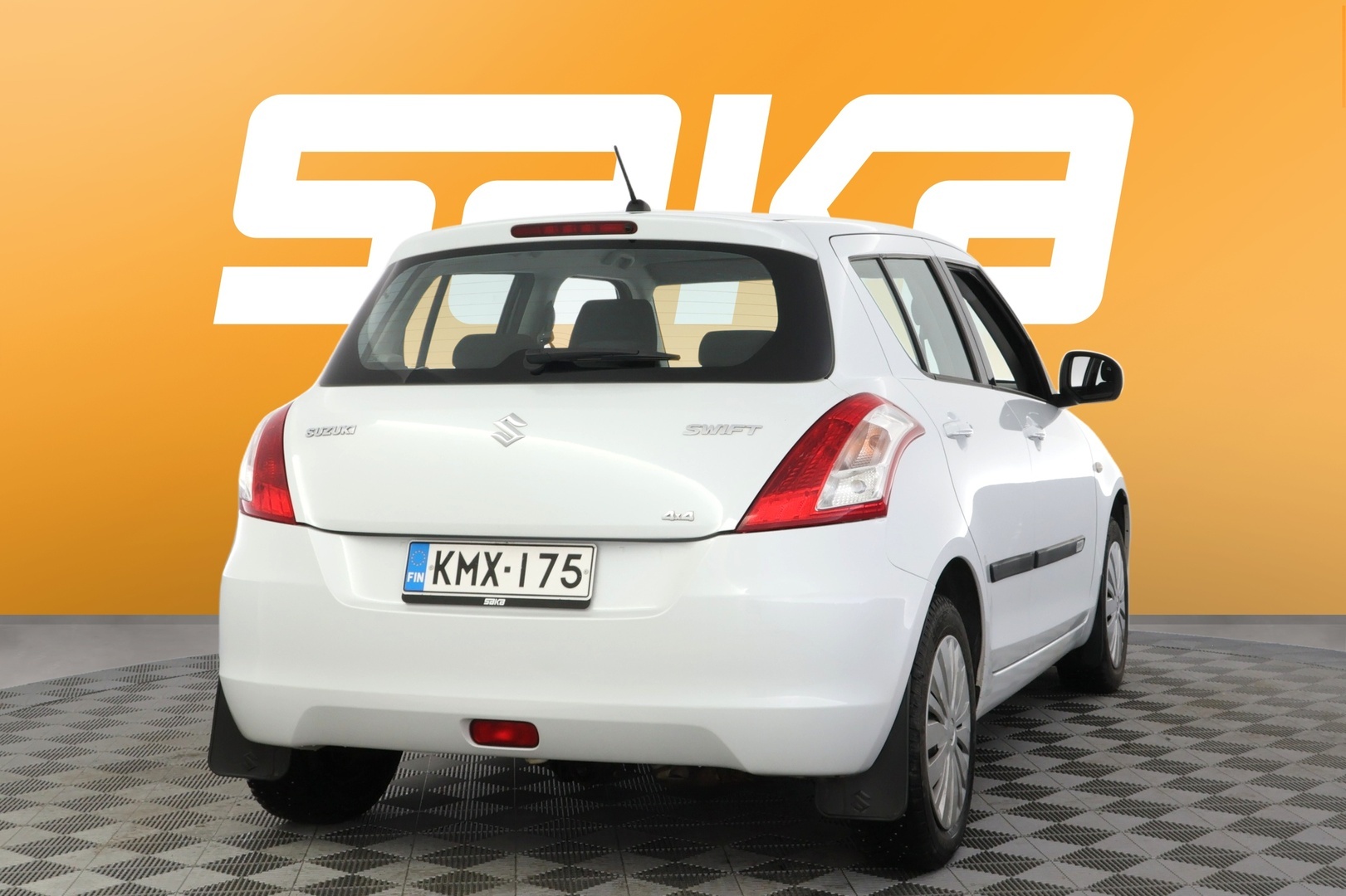 SUZUKI Swift 2014