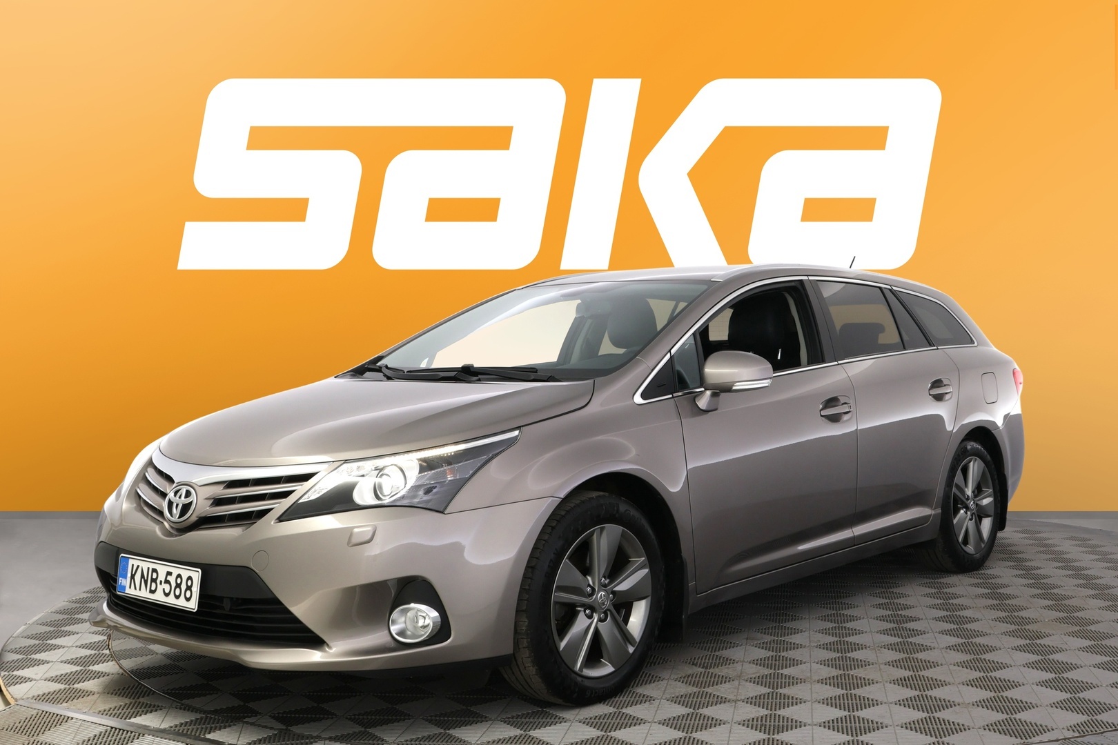 TOYOTA Avensis 2014