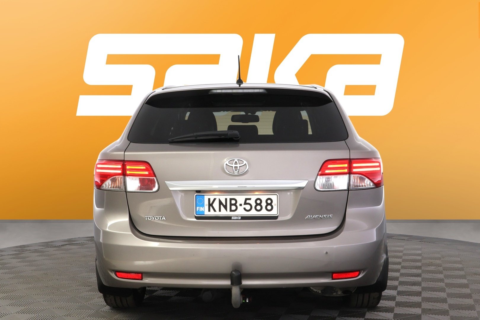 TOYOTA Avensis 2014