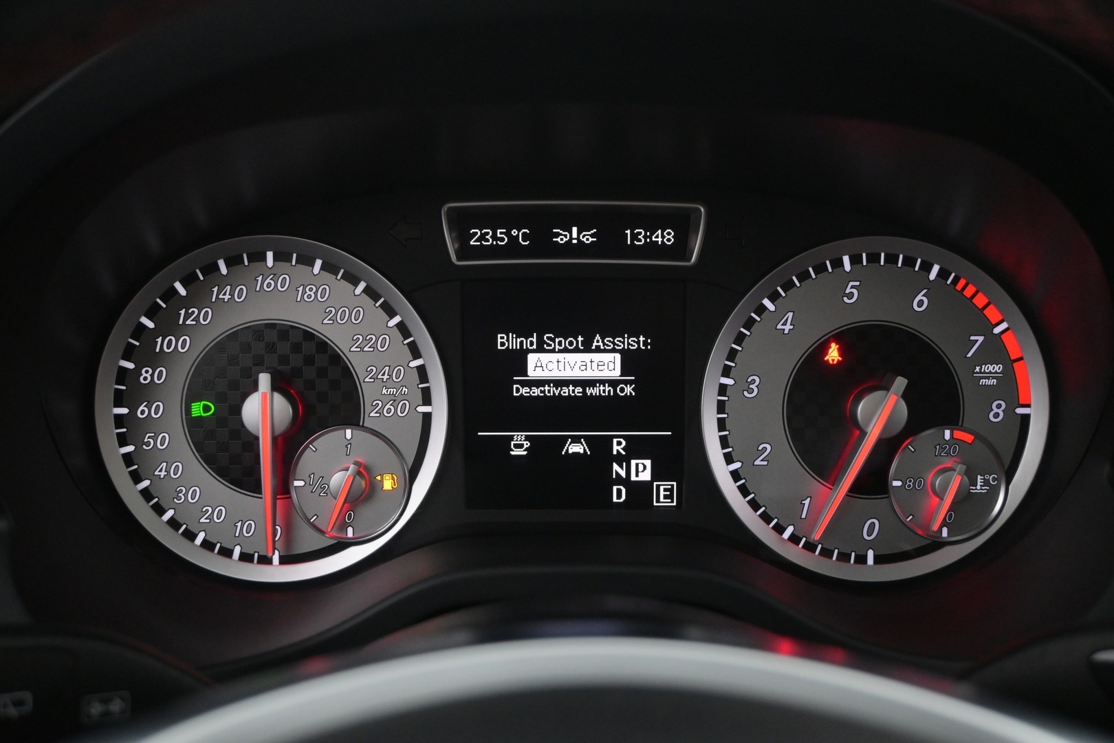 MERCEDES-BENZ A 2013