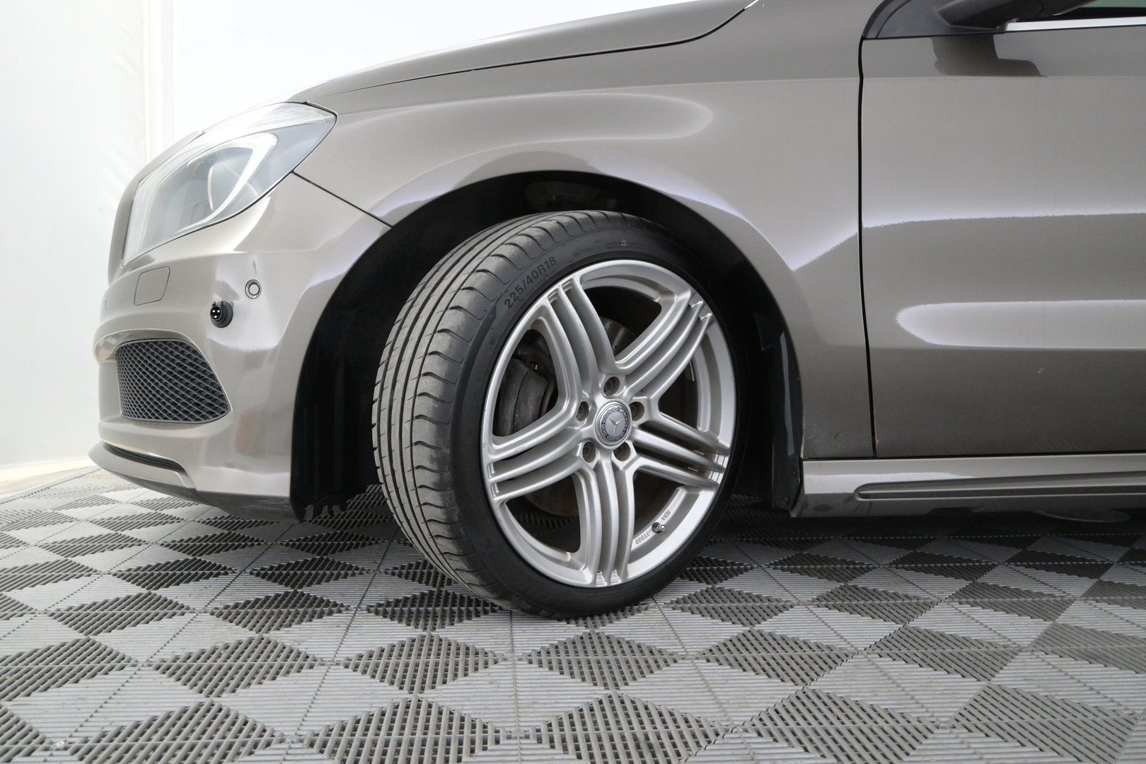 MERCEDES-BENZ A 2013