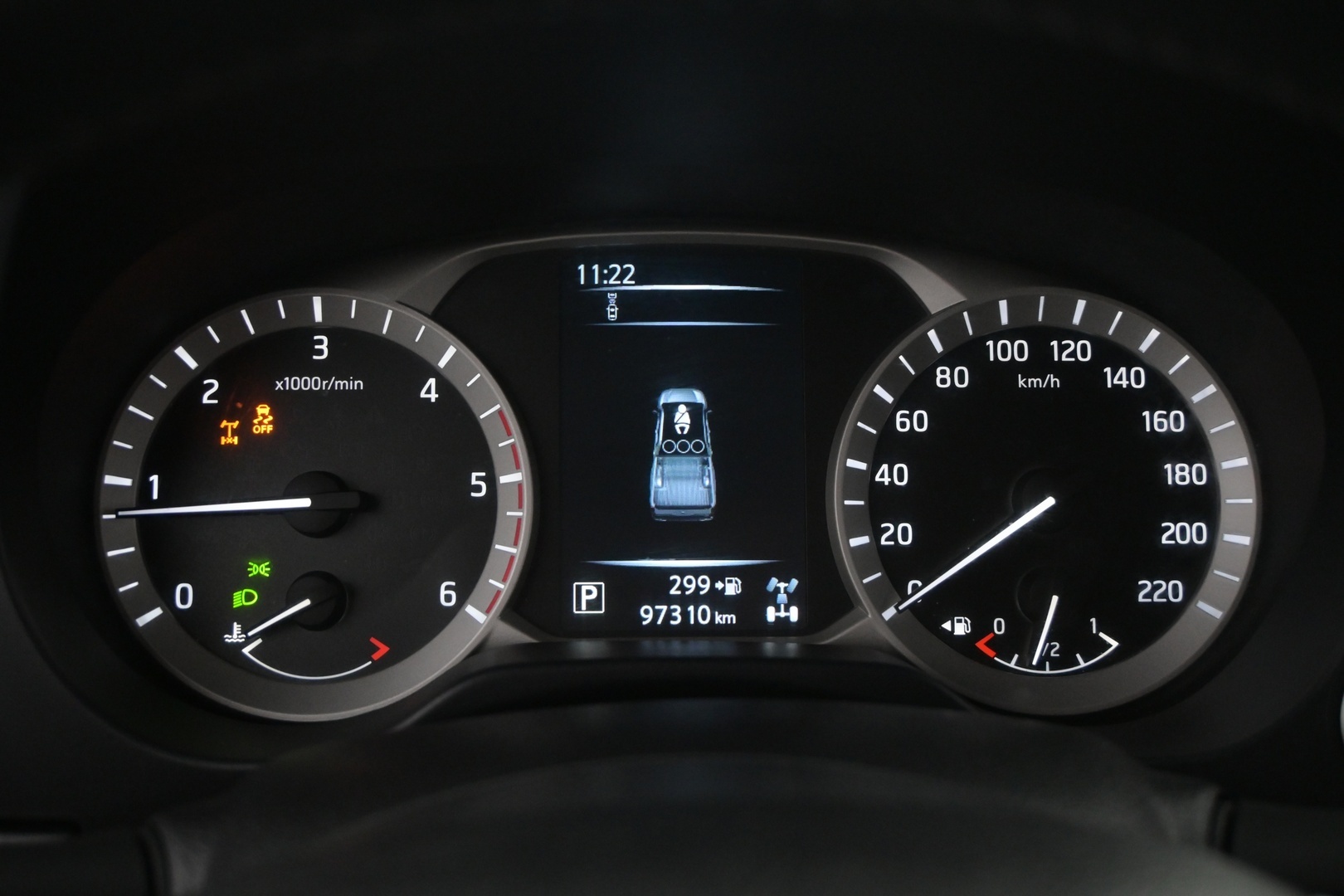 NISSAN Navara 2016