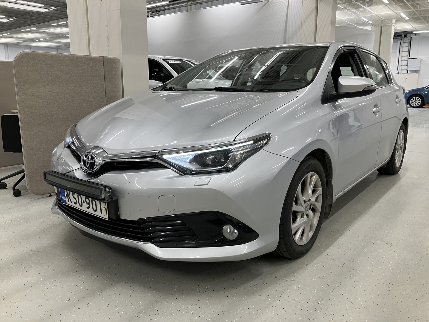 TOYOTA Auris 2017
