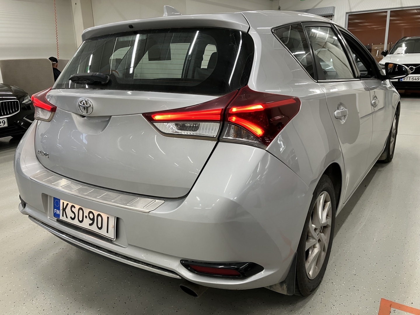 TOYOTA Auris 2017