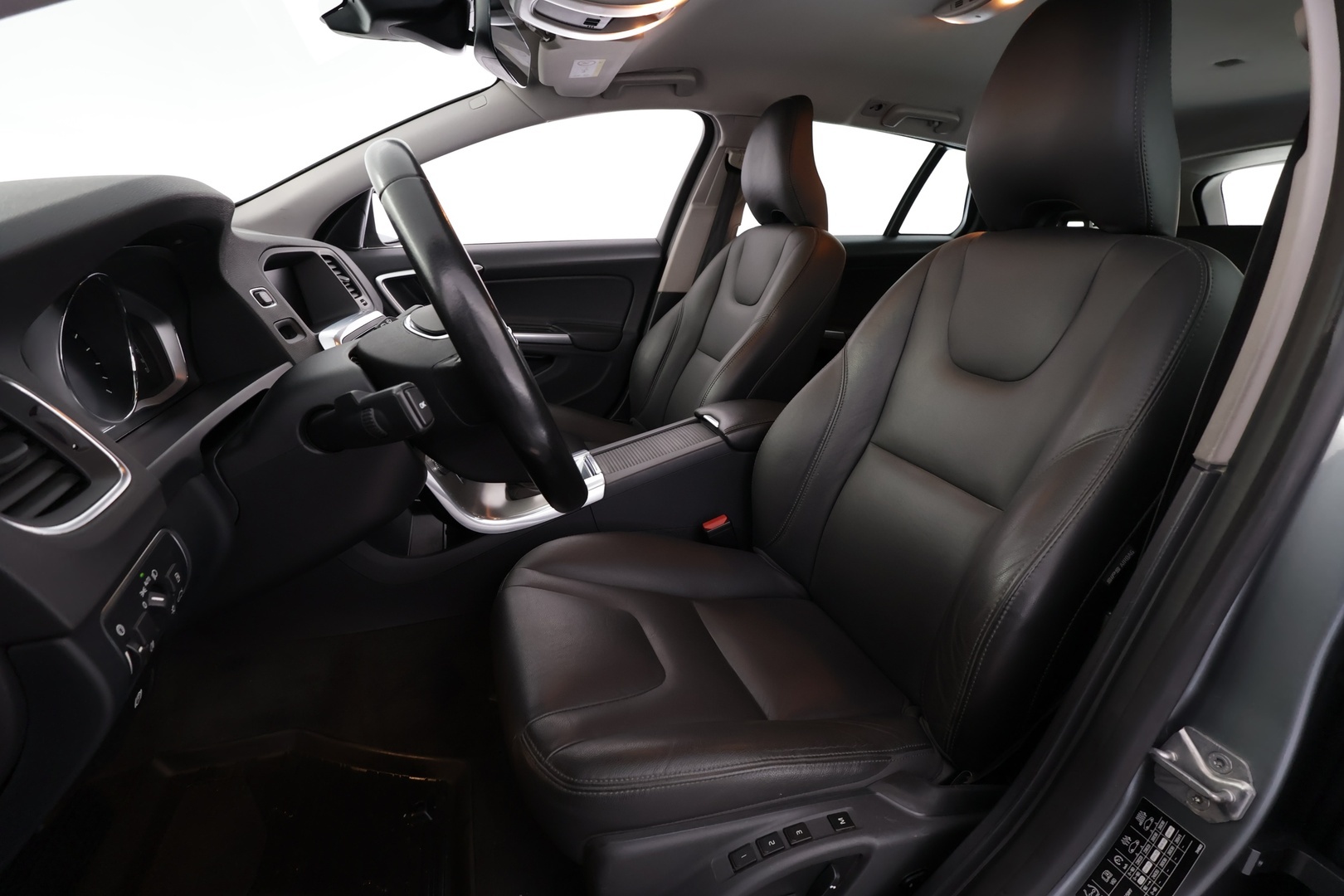 VOLVO V60 2018