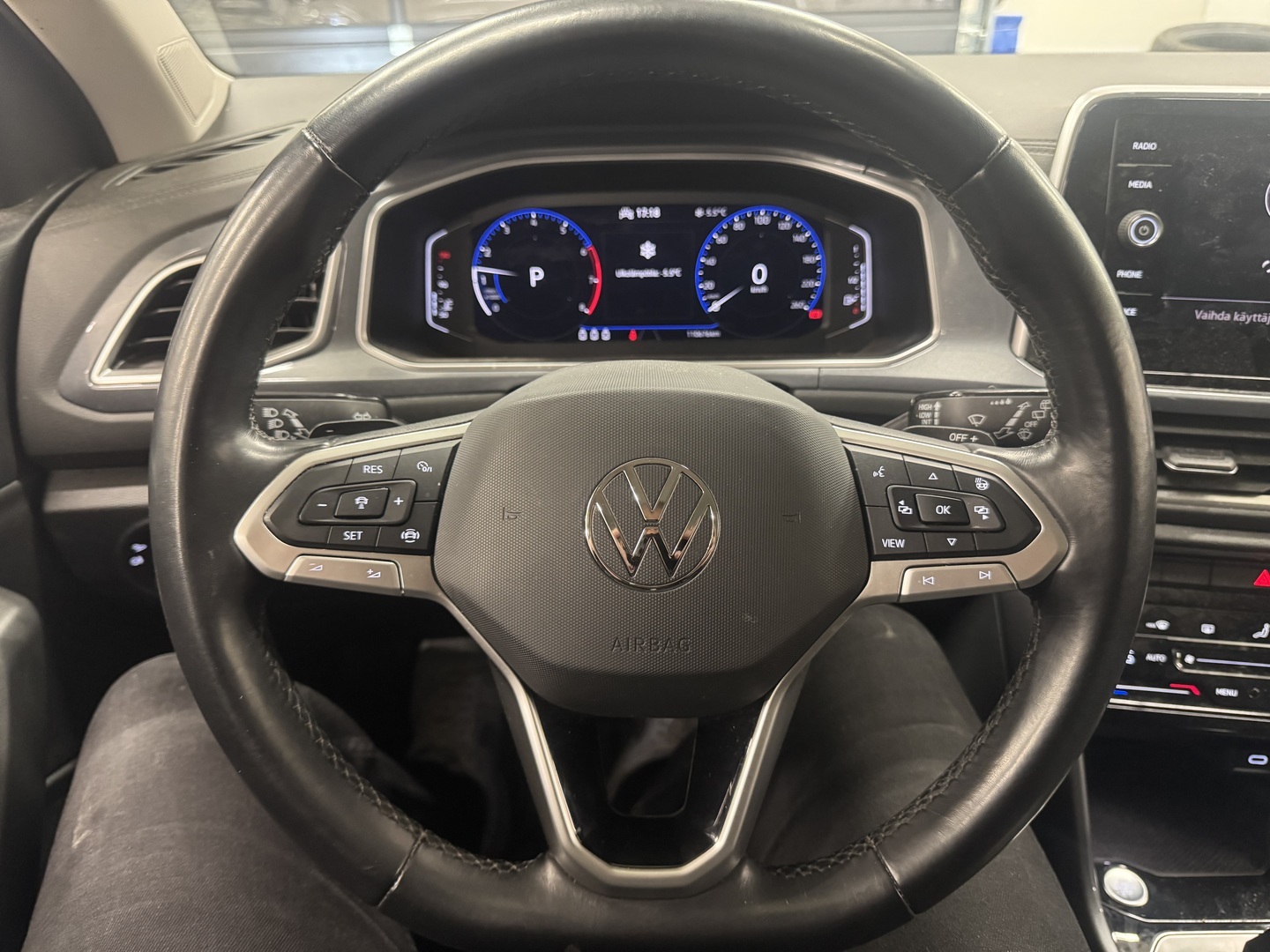 VOLKSWAGEN T-Roc 2023