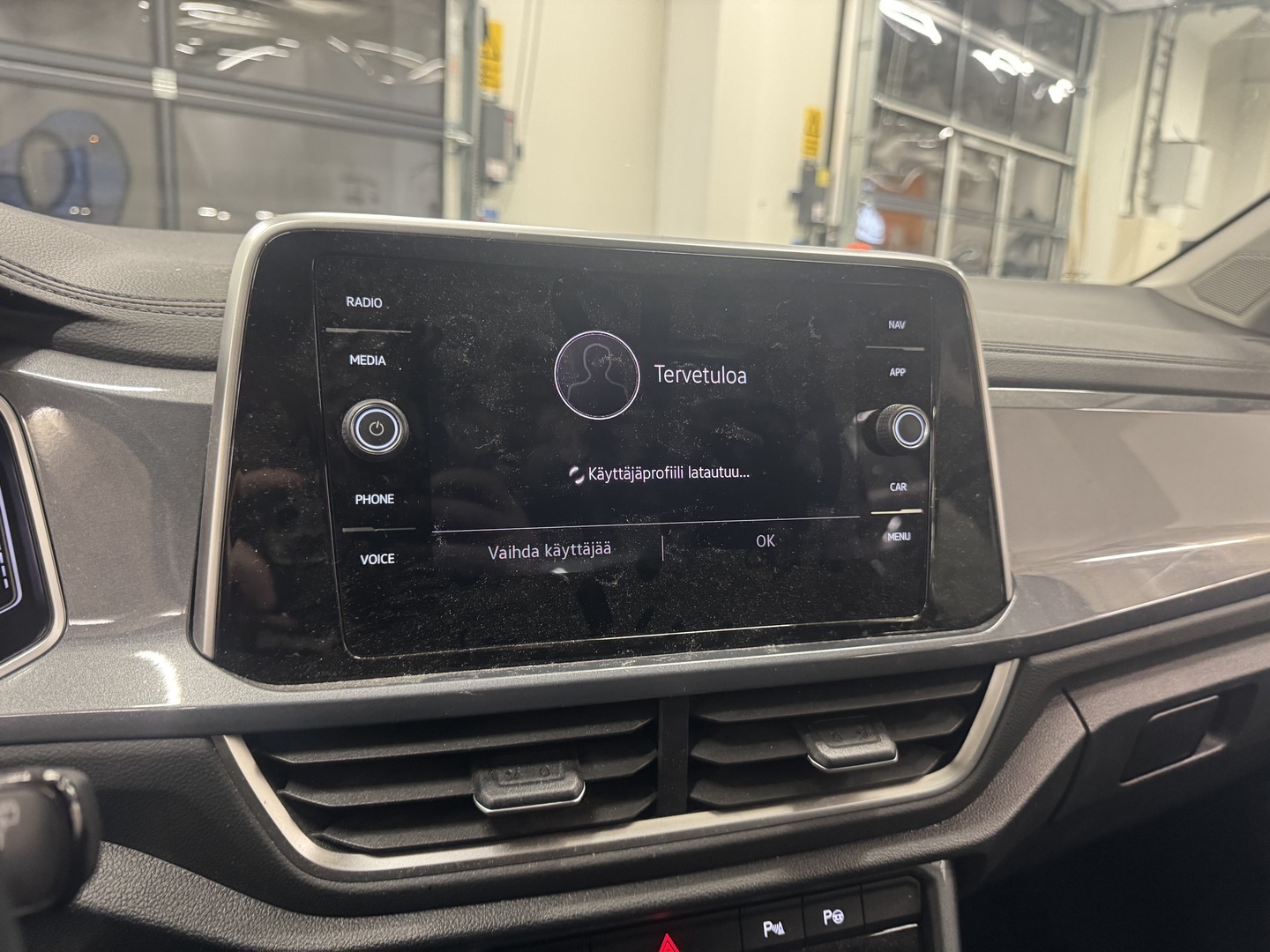 VOLKSWAGEN T-Roc 2023