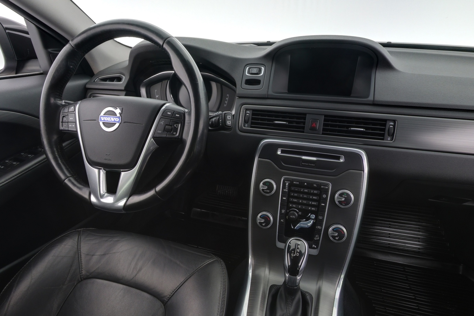 VOLVO XC70 2016