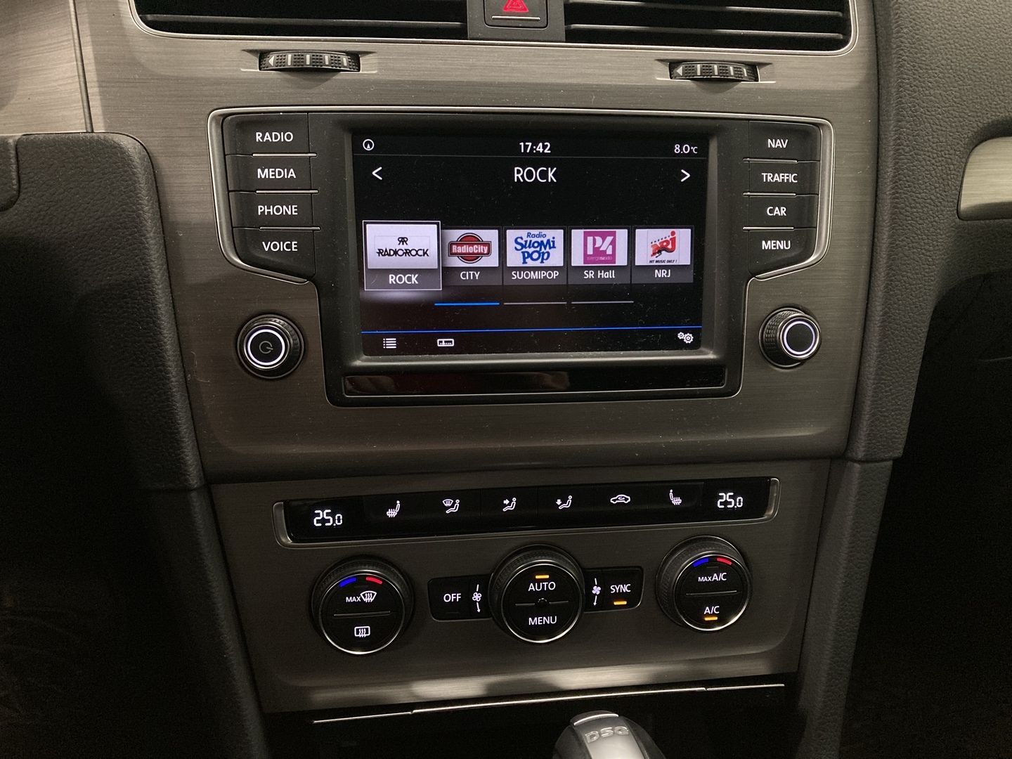 VOLKSWAGEN Golf 2017