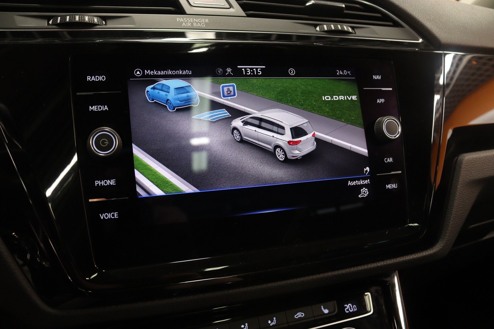 VOLKSWAGEN Touran 2021