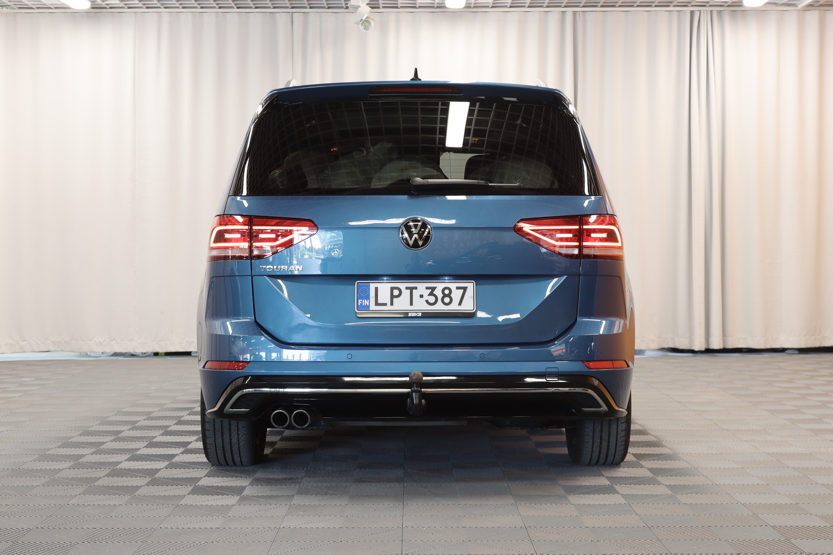 VOLKSWAGEN Touran 2021