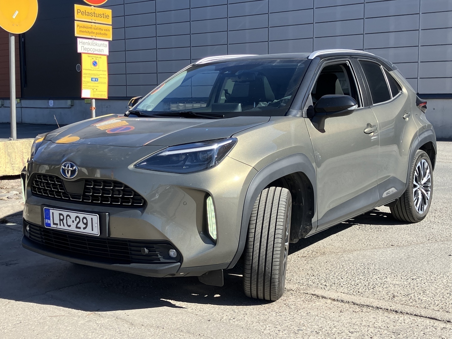 TOYOTA Yaris Cross 2022