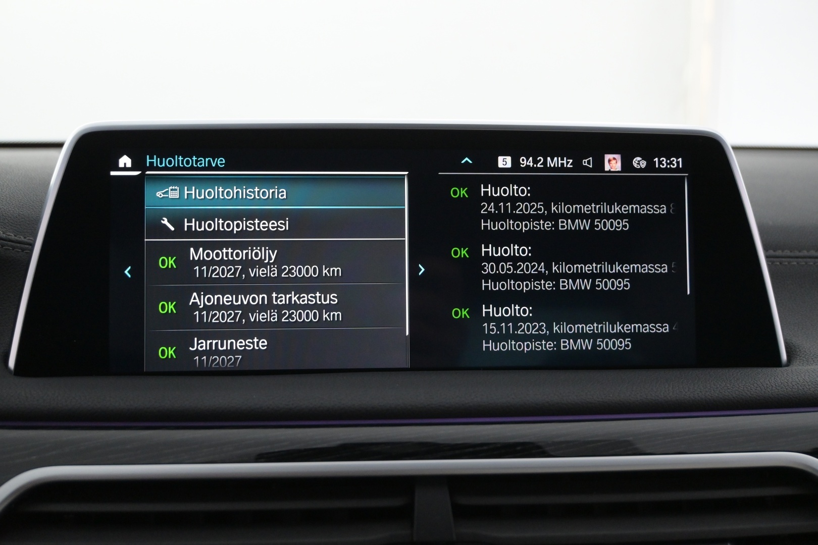 BMW 745 2021