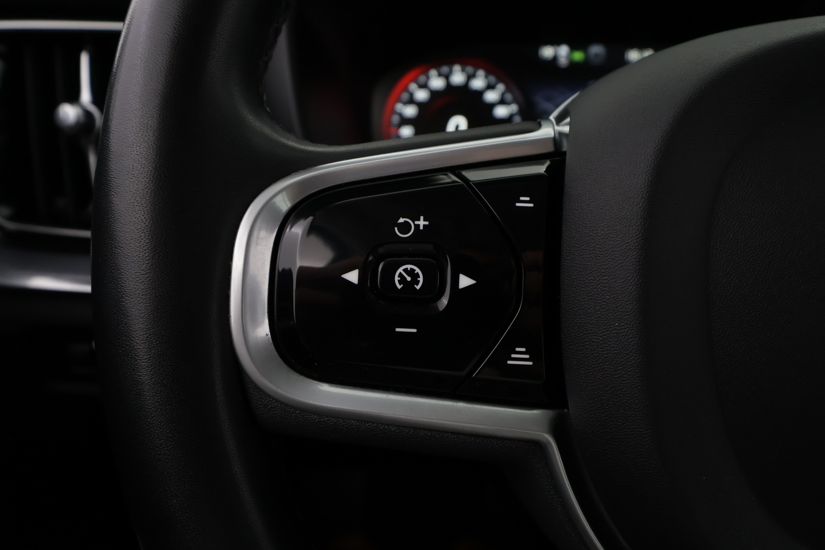 VOLVO V60 Cross Country 2022