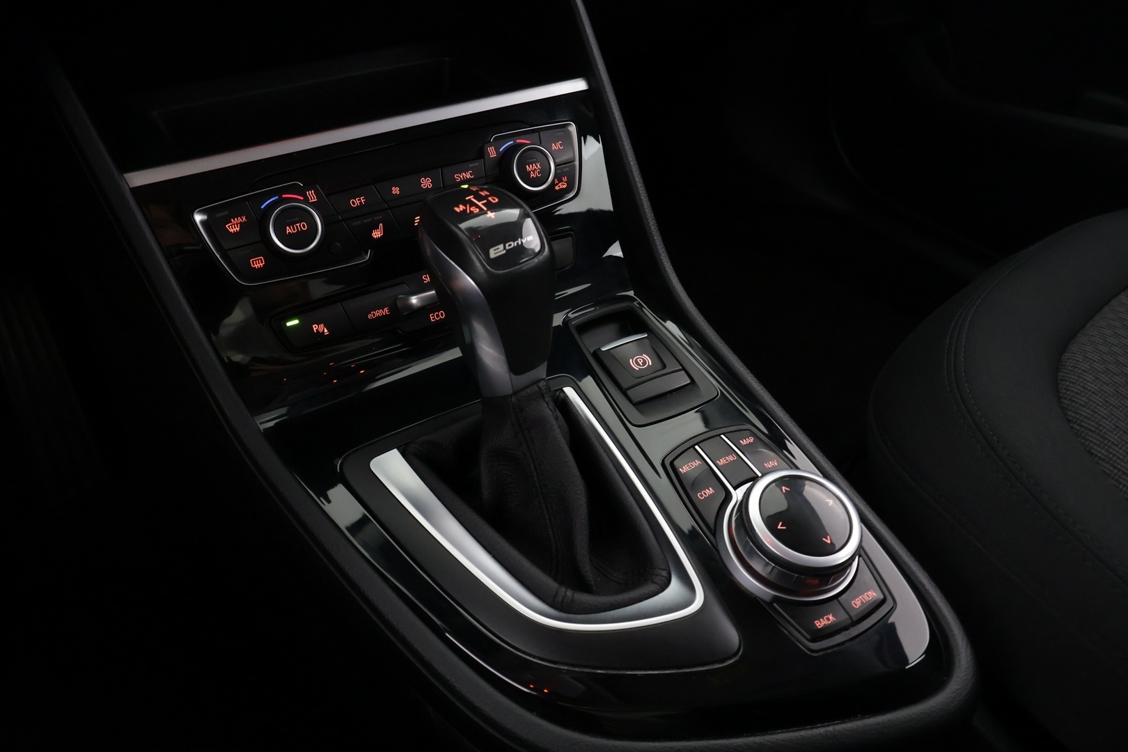 BMW 225 2017