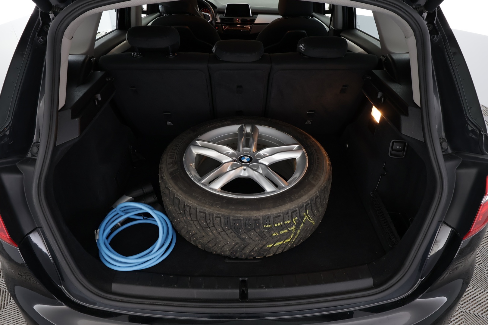 BMW 225 2017