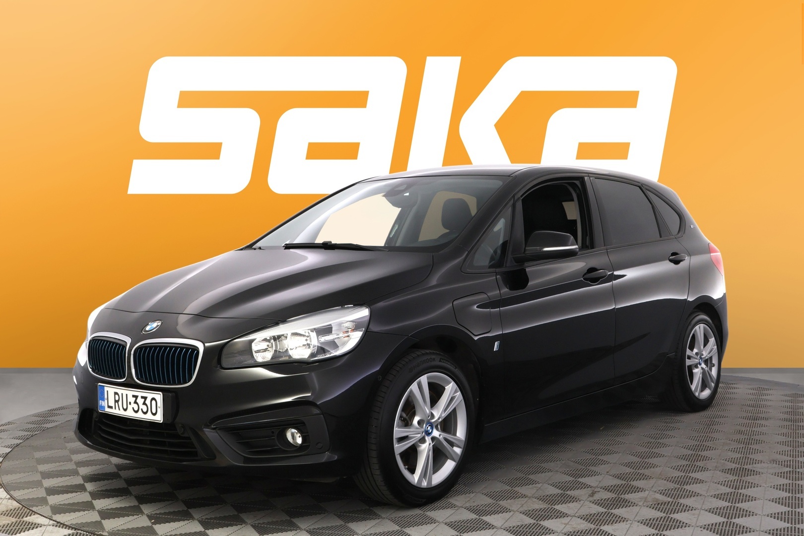 BMW 225 2017
