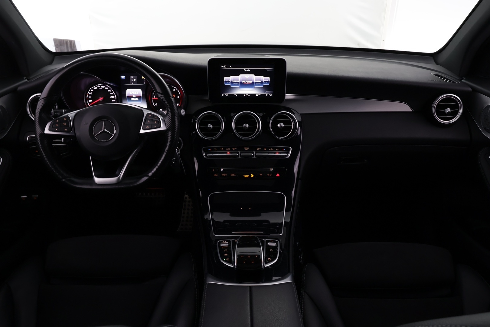 MERCEDES-BENZ GLC 2016