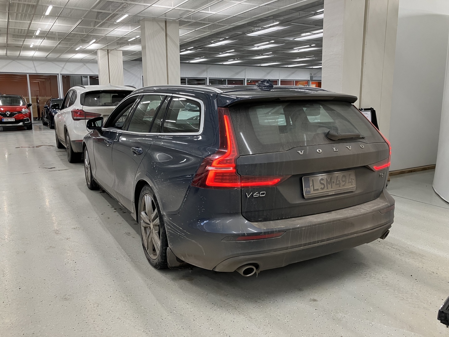 VOLVO V60 2020