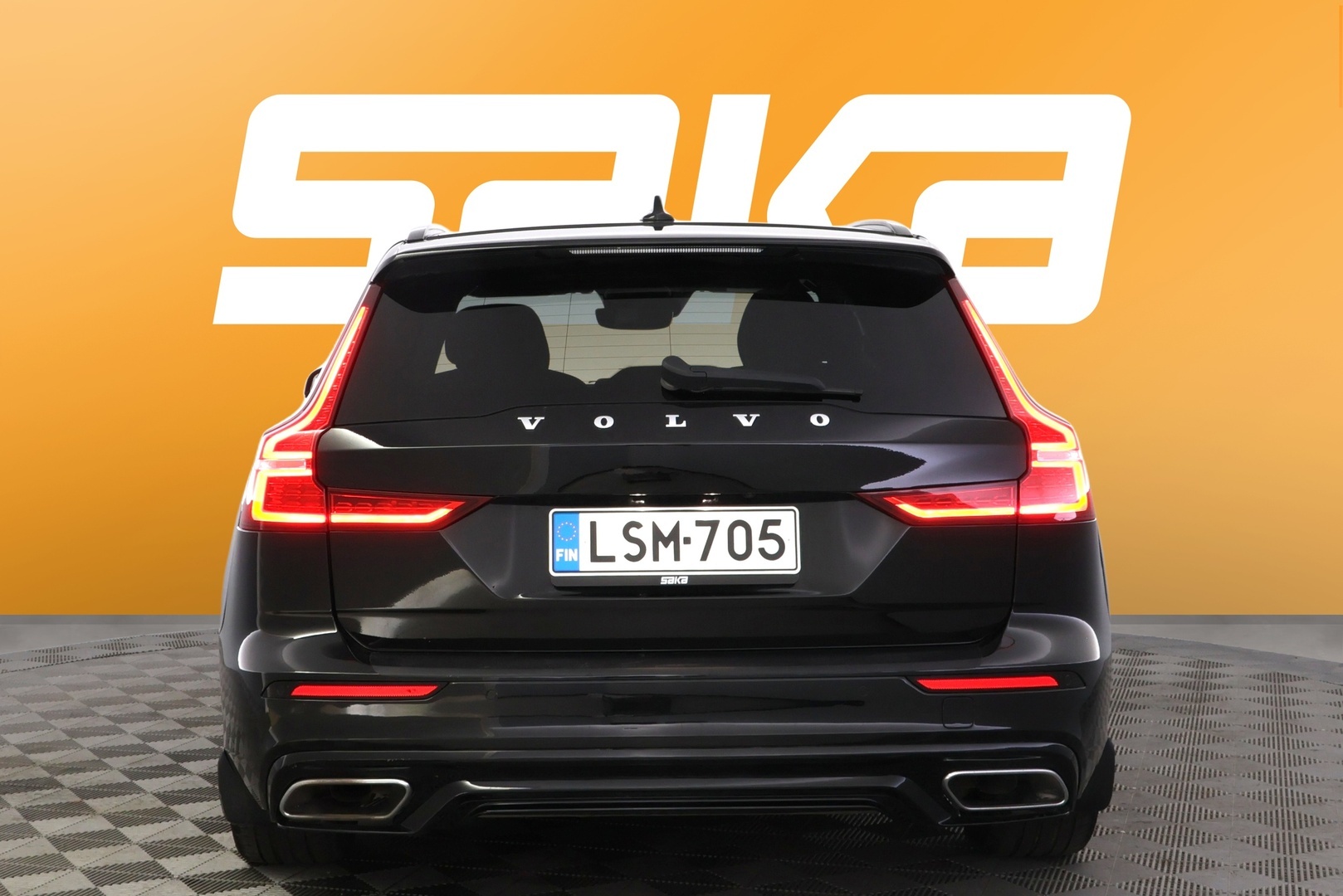 VOLVO V60 2021