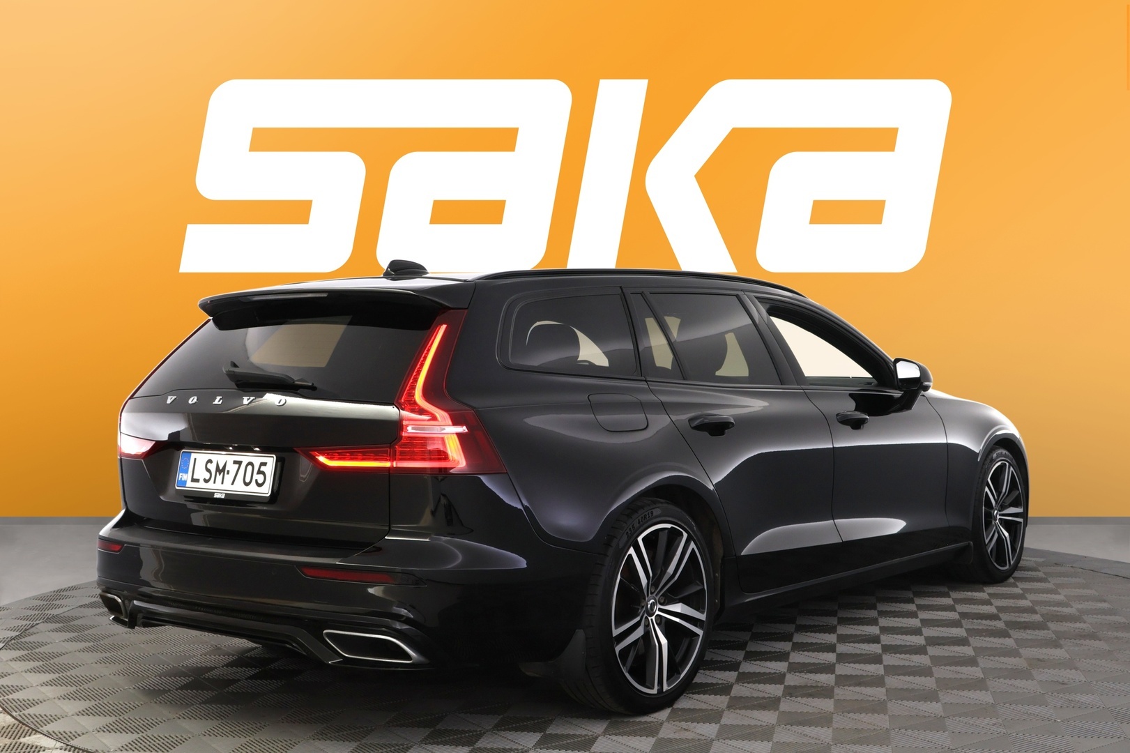 VOLVO V60 2021