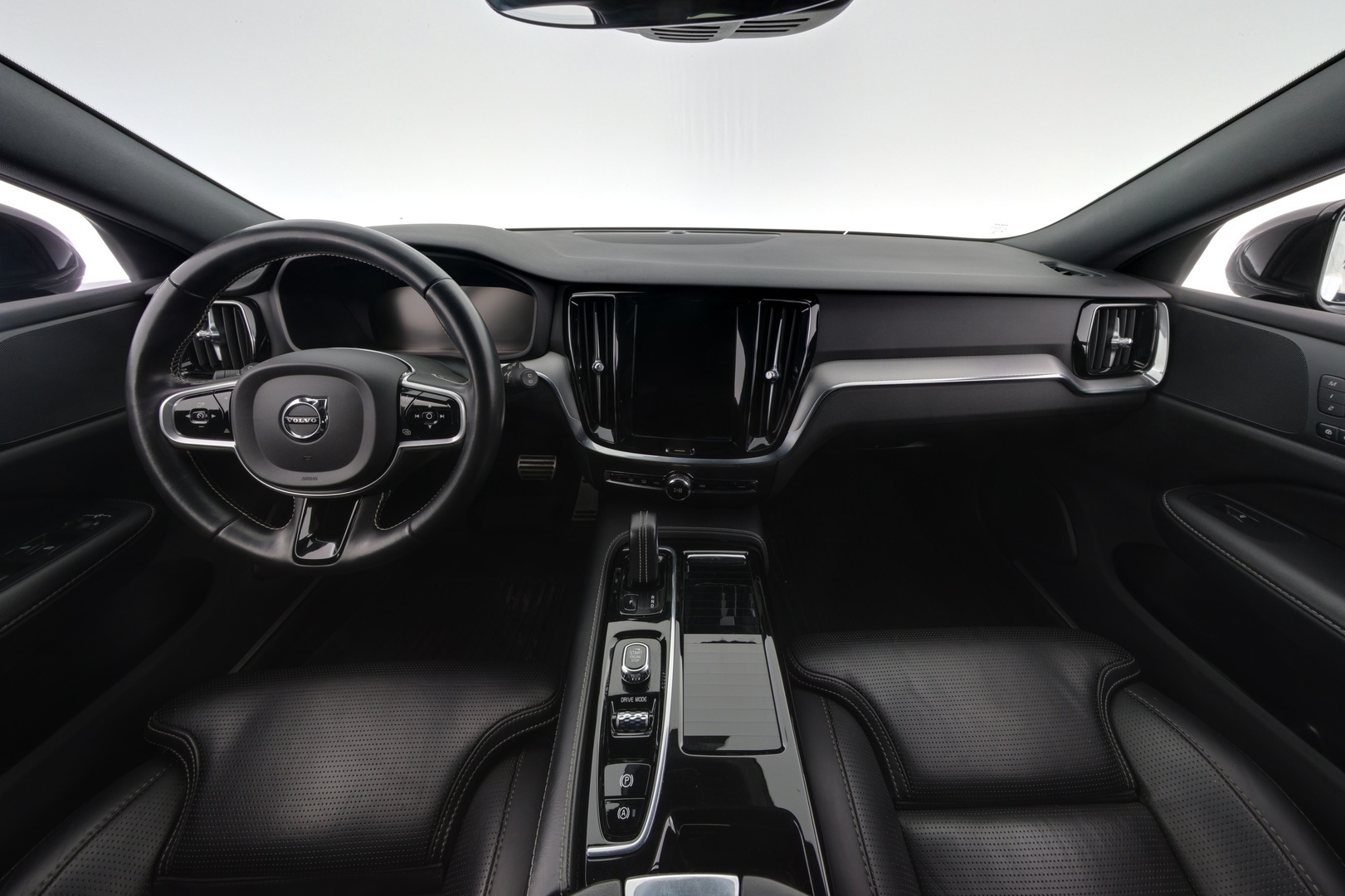 VOLVO V60 2021