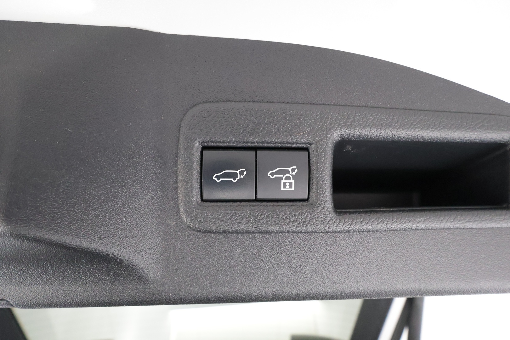 SUBARU Solterra 2024