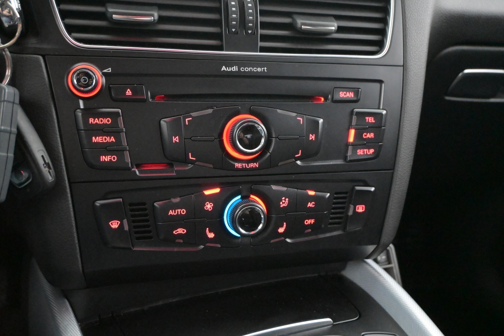 AUDI Q5 2012