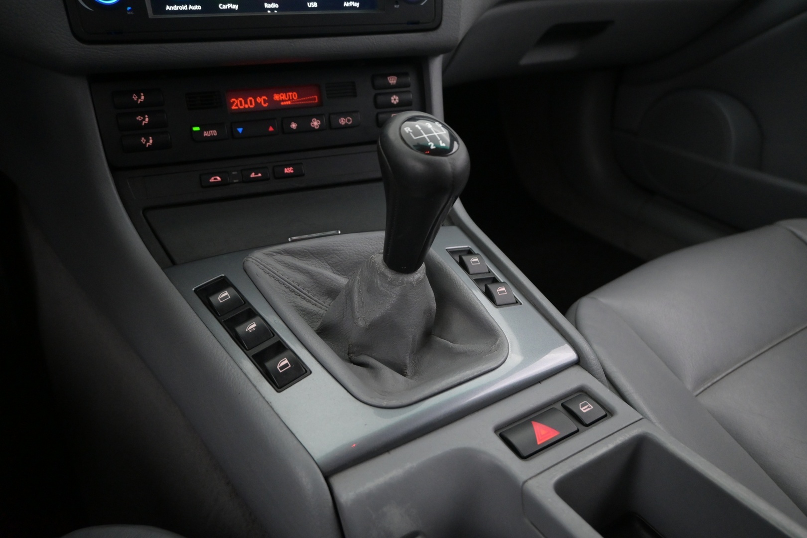BMW 320 2001